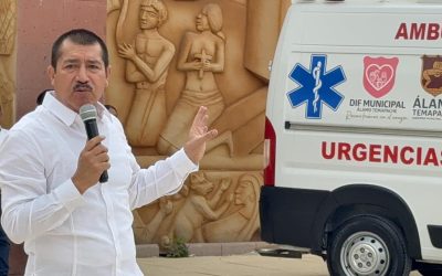 FORTALECEN AL DIF CON 3 AMBULANCIAS NUEVAS